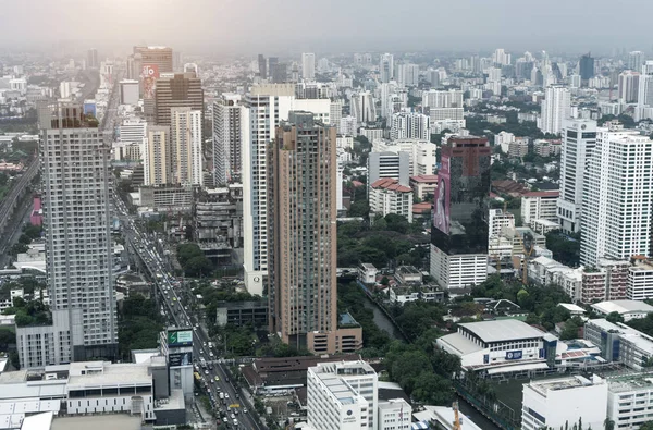 Bangkok city and modern office buildings in Aerial view — Stock Photo, Image