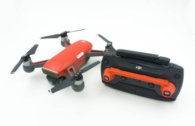 İle DJI indeks işlem kıvılcım dron başlangıç satmak Tayland'da, kıvılcım bir mini fr robot