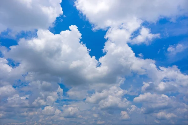 Nuvole diurne — Foto Stock