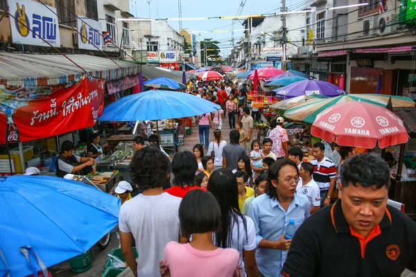 Amphawa Floating Market, Samut Songkhram, Thailand — Stockfoto