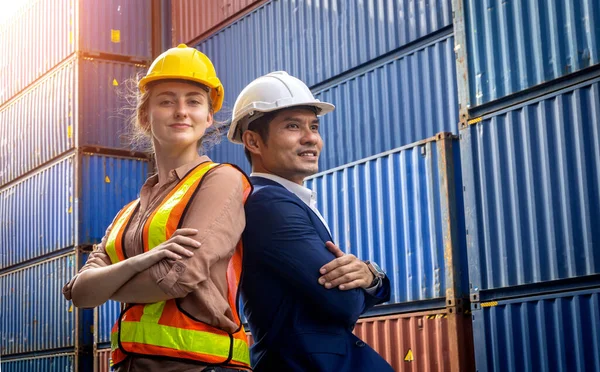 Two Foreman Woman Man Stood Back Each Other Container Background — Stock Photo, Image