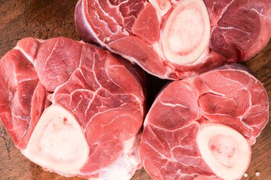 Biftek, et ve kemik kesimi