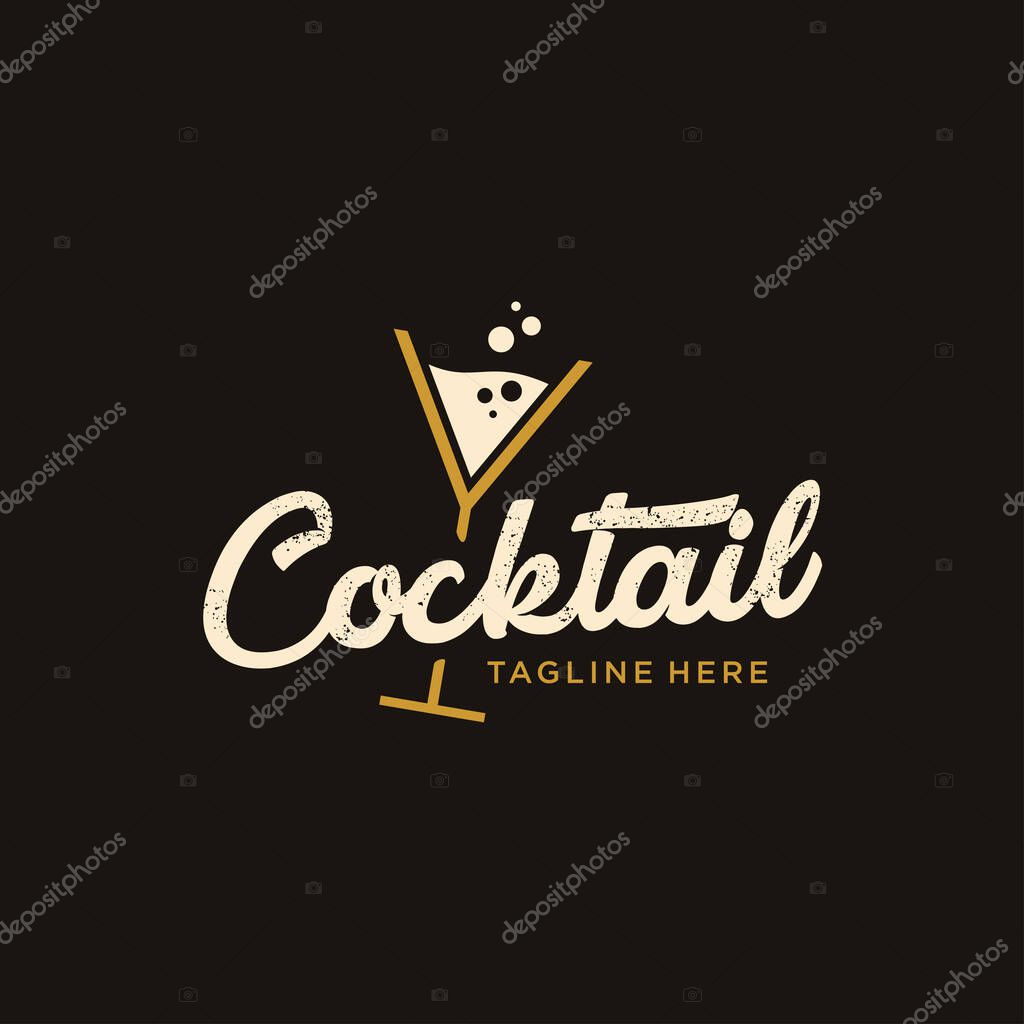 Vintage Cocktail logo design vector. alcohol drink icon. retro cocktail glass vector design template