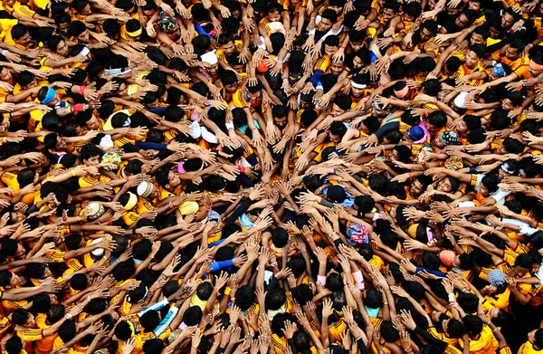 Govinda Players Gather Together Dahi Handi Make Human Pyramid Catch — Stock Photo, Image