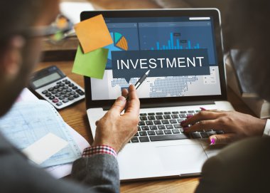 çalışma ve fikirleri tartışmak iş adamları