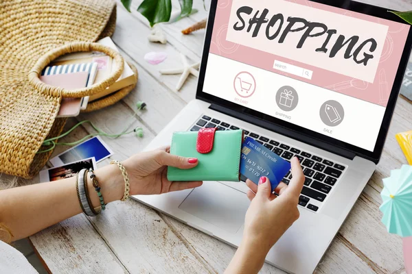 Woman in office working with laptop — Stock Photo, Image