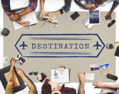 İşyeri masada oturan insanlar