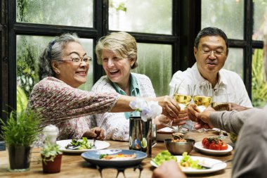 Emekli kıdemli buluşmak