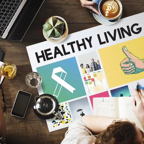 Стол с плакатом "Здоровая жизнь" — стоковое фото