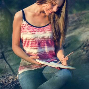 Kadın yazma Not doğada