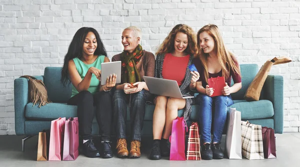 Happy divers Women glimlachen — Stockfoto