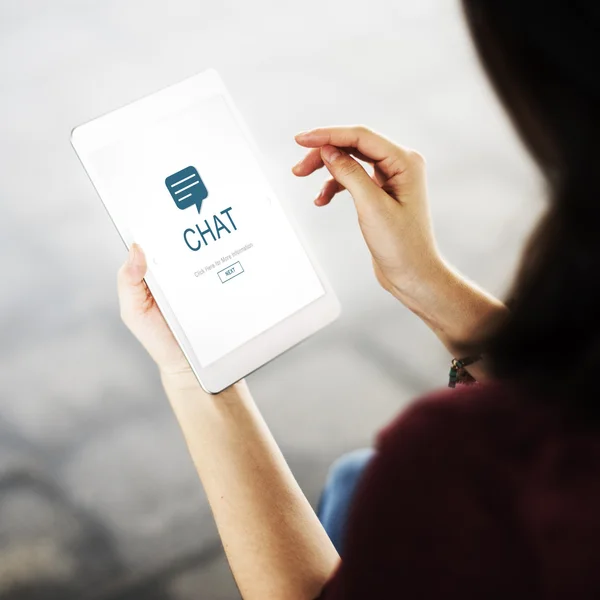 Young woman using digital device — Stock Photo, Image