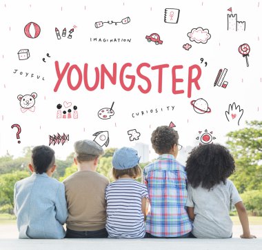 Neşeli çocuklar birlikte eğlenin