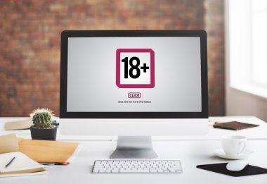 bilgisayar ekranındaki bilgileri ile