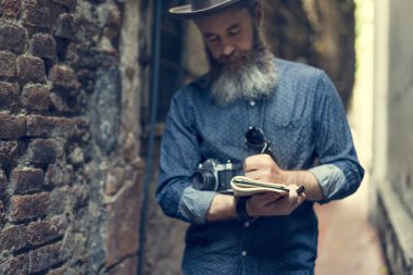 vintage fotoğraf makinesi ile komuta sizde