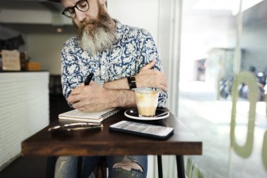 hipster komuta sizde Cafe