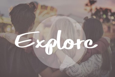 arkadaşlarım eğlence parkı içinde