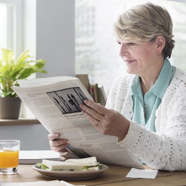 Üst düzey yetişkin okuma