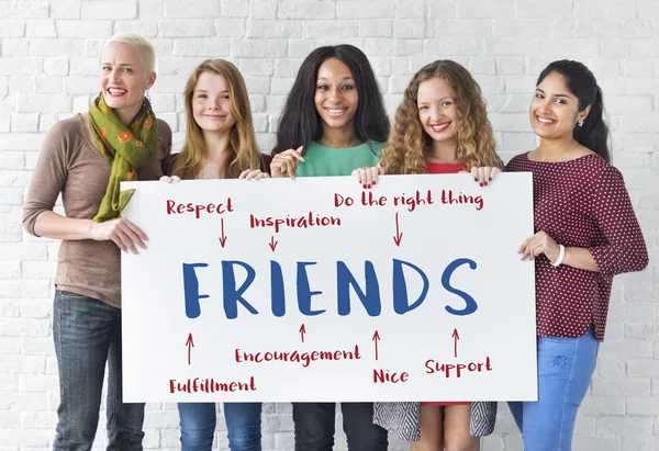 Diversiteit vrouwen houdt plakkaat — Stockfoto