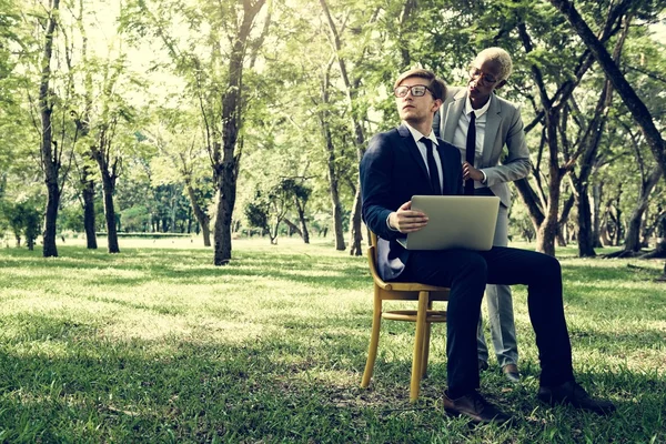 Dos hombres de negocios — Foto de Stock