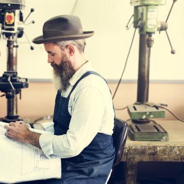 Atölye studio çalışma ustası