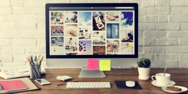 bilgisayar monitöründe çalışma alanı tablosu