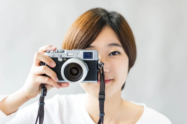 Asiático fotógrafo menina — Fotografia de Stock