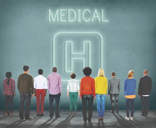 Diversidad de personas y concepto médico —  Fotos de Stock