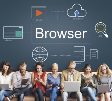 insanlar cihazlar ile oturmak 