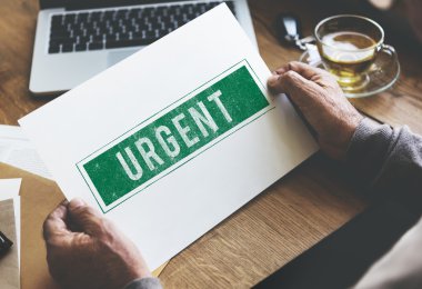 Komuta sizde holding kağıt 