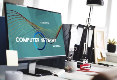 bilgisayar monitöründe çalışma alanı tablosu