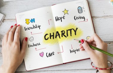 Günlüğe yazan kadın