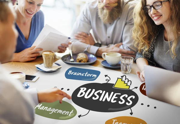 Mensen bespreken over Business — Stockfoto