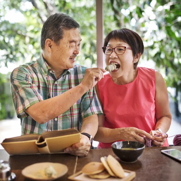 Concepto de pareja mayor — Foto de Stock