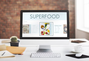 bilgisayar monitöründe tablo