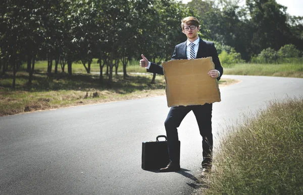 Hombre de negocios adulto joven — Foto de Stock