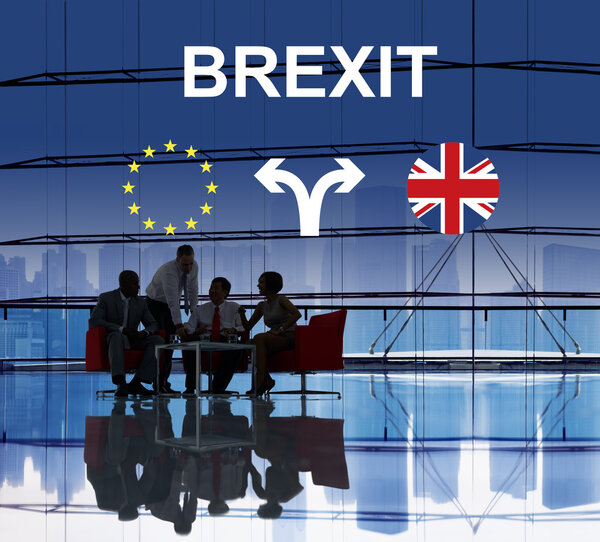 деловые люди на встрече в офисе