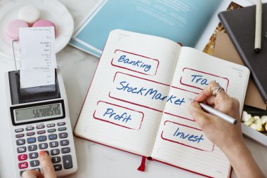 Günlük notları kullanarak kadın