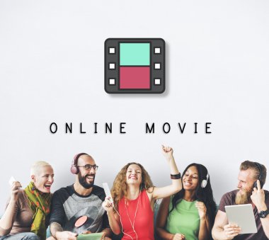 insanlar oturur koltukta cihazlar ile 