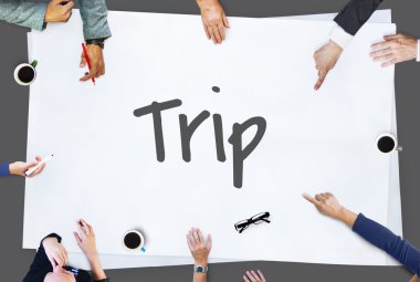 Toplantı masasında iş adamları