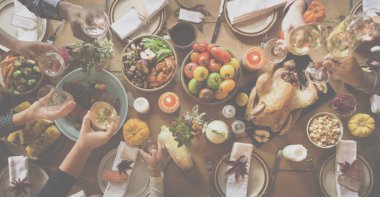 İnsanlar alkış kavramı