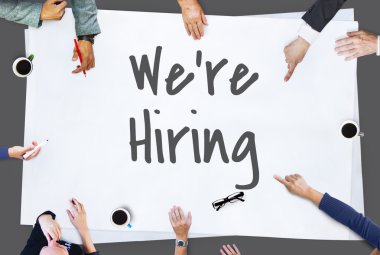 Toplantı masasında iş adamları