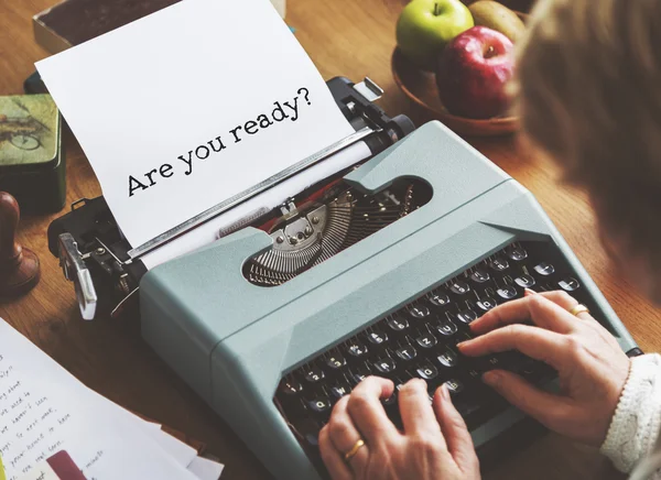 Woman Typing on vintage Typewriter machine — Stock Photo, Image