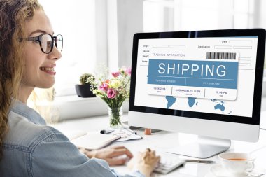 Ofiste çalışan kadın.