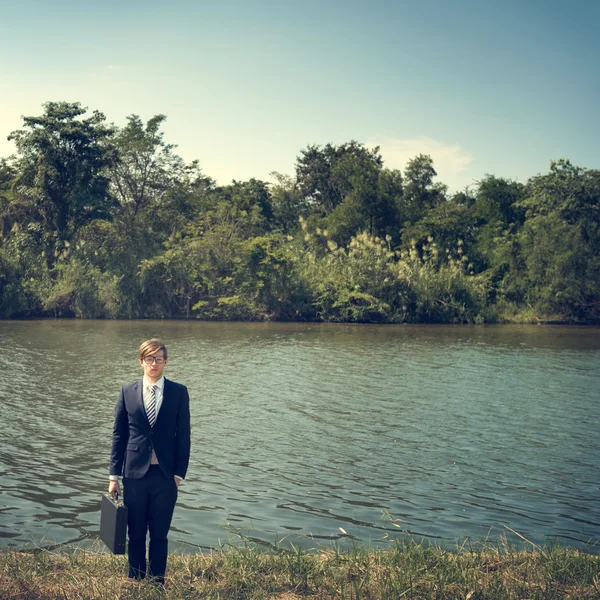 Jovem empresário adulto — Fotografia de Stock