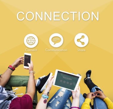 Farklı devisces kullanan öğrenciler