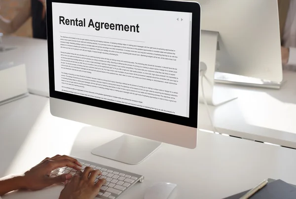 Rental Agreement on monitor Concept — Stock Photo, Image