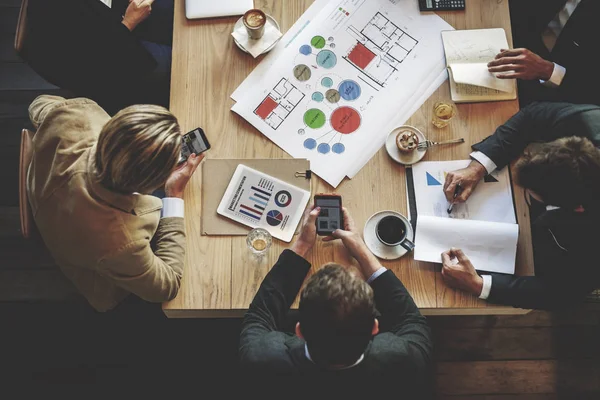 Pessoas no Encontro Brainstorming — Fotografia de Stock