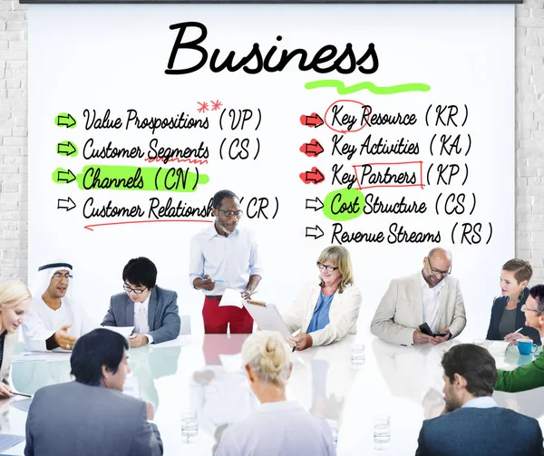 Geschäftsleute bei Firmentreffen — Stockfoto