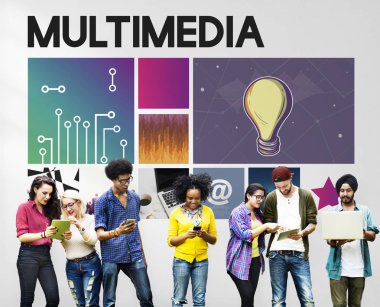 Farklı devisces kullanan öğrenciler